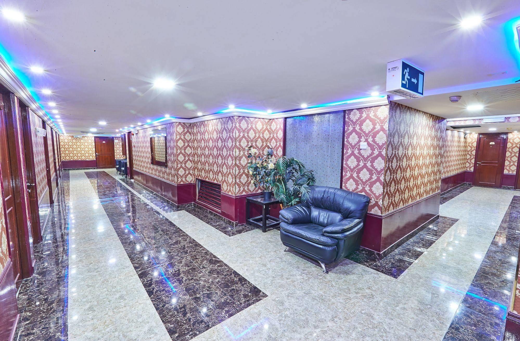 West Hotel Дубай Экстерьер фото